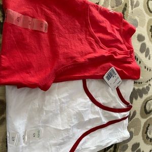 Men’s tank tops size small - men 21